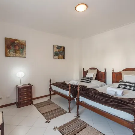 Dipti's 3* Ferragudo (Faro)