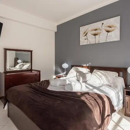 Bed & Breakfast Dipti's