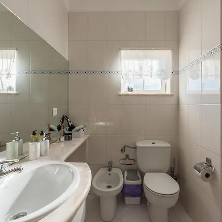 Bed & Breakfast Dipti's 3*