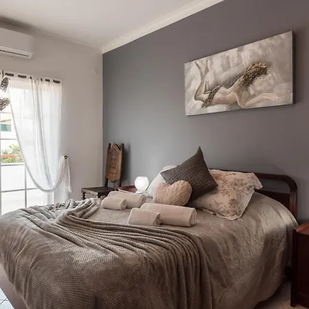 Bed & Breakfast Dipti's
